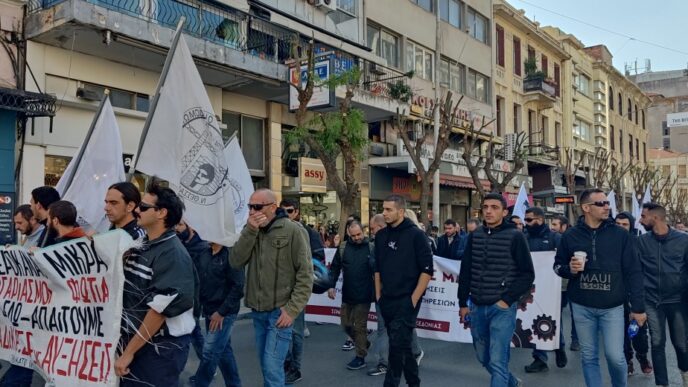 Θεσσαλονίκη: σε πορεία διαμαρτυρίας οι οικοδόμοι