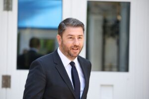 Η ΝΔ κατηγορεί τον Ανδρουλάκη