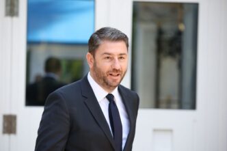 Η ΝΔ κατηγορεί τον Ανδρουλάκη